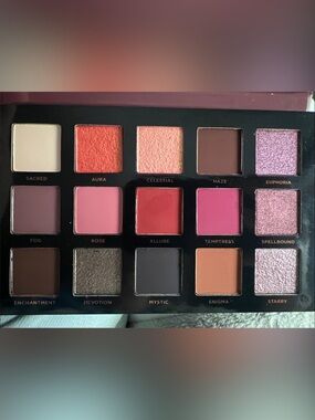 Ace Beauté Floral Cherry Blossom Eyeshadow Palette - Burgundy & Pink